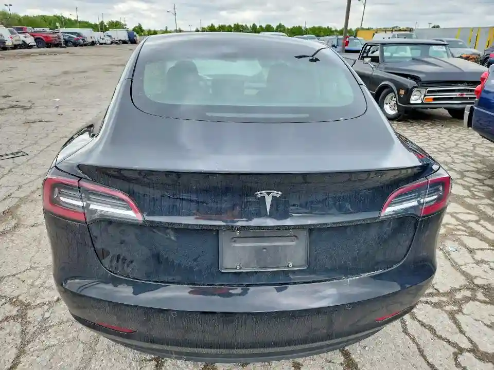 5YJ3E1EA2MF063694 2021 TESLA MODEL 3-5