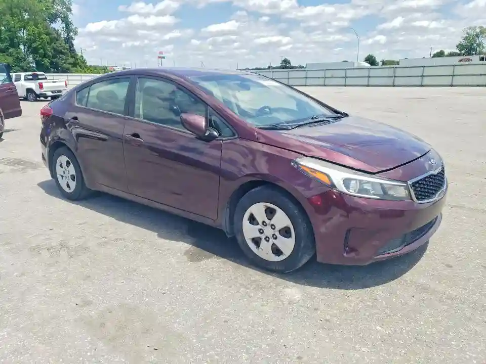 3KPFK4A70JE209948 2018 KIA FORTE-3