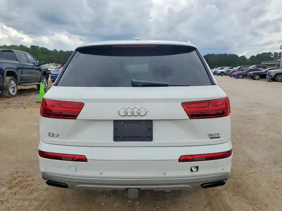 WA1LAAF7XHD034787 2017 AUDI Q7-5
