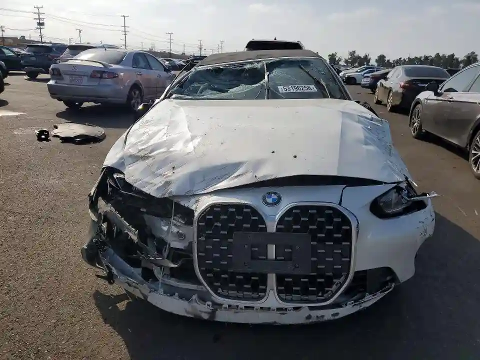 WBA33DB06SCT26814 2025 BMW 4 SERIES-4