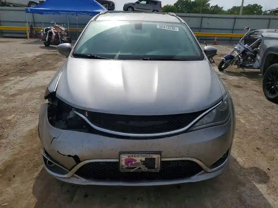 2C4RC1BG4JR163322 2018 CHRYSLER PACIFICA-4
