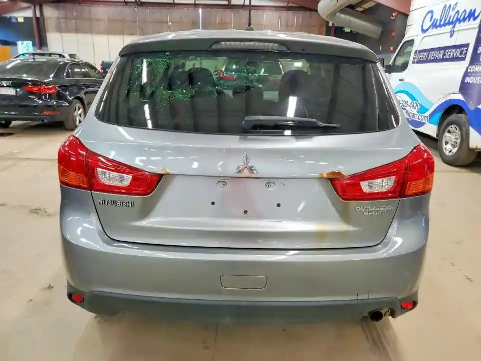 4A4AP3AU2FE019737 2015 MITSUBISHI OUTLANDER-5