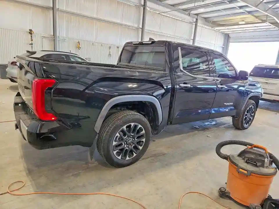 5TFJC5DB6SX092052 2025 TOYOTA TUNDRA-2