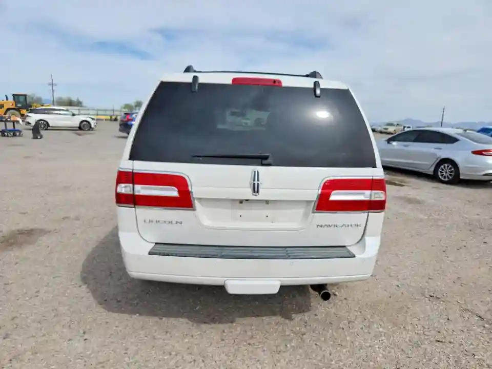 5LMJJ2H58EEL05830 2014 LINCOLN NAVIGATOR-5