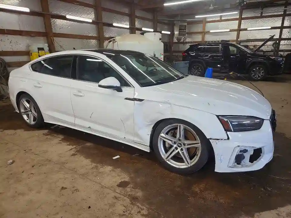 WAUDACF53NA008756 2022 AUDI A5-3