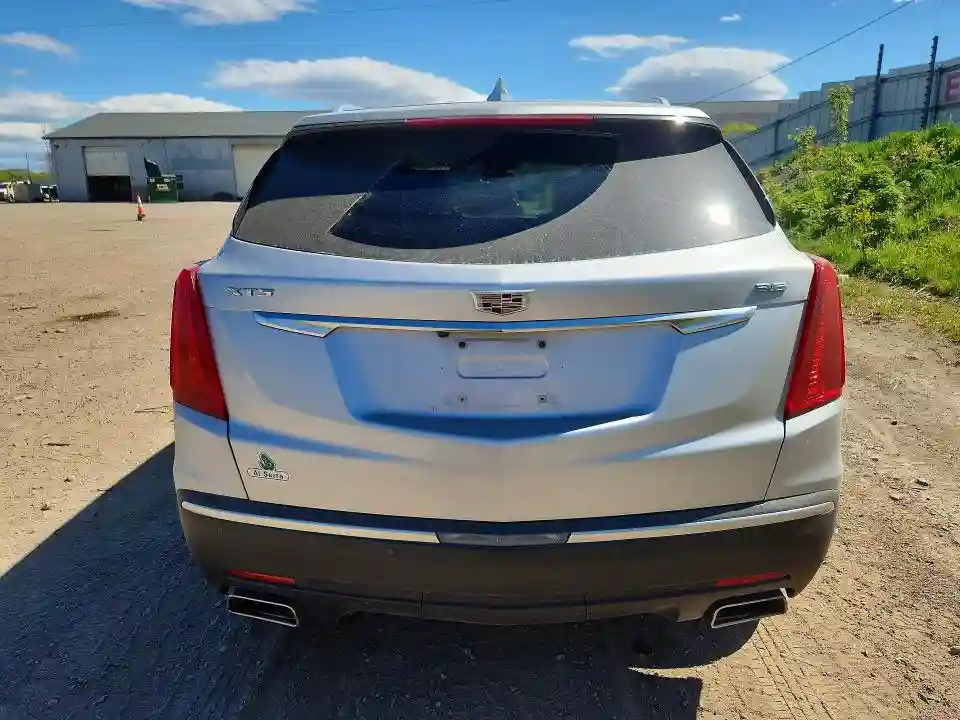 1GYKNBRS4HZ257206 2017 CADILLAC XT5-5