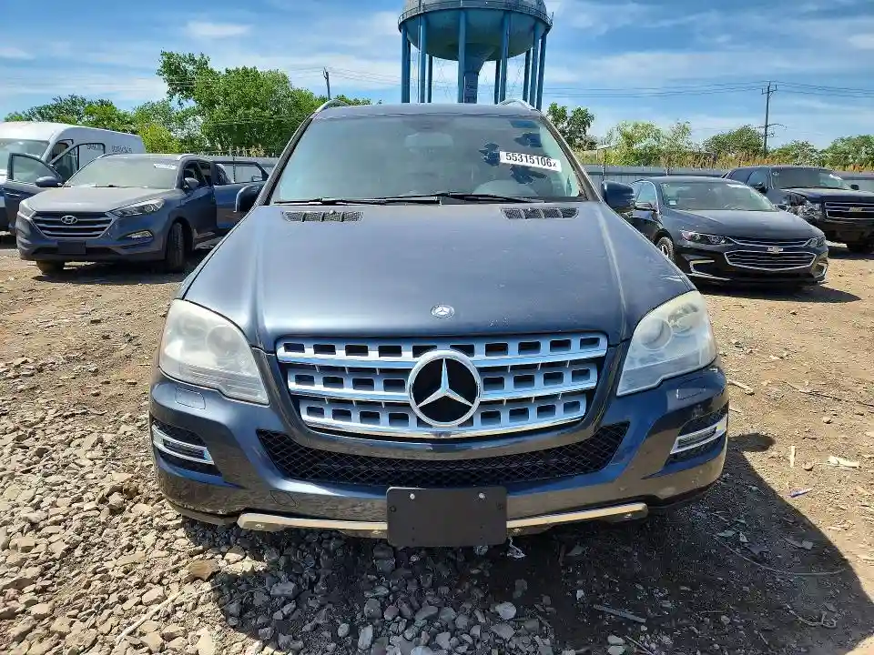 4JGBB8GB4BA730902 2011 MERCEDES-BENZ M-CLASS-4