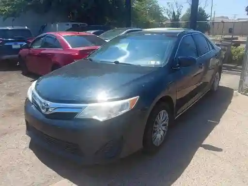 4T1BF1FK0EU315754 2014 TOYOTA CAMRY-1