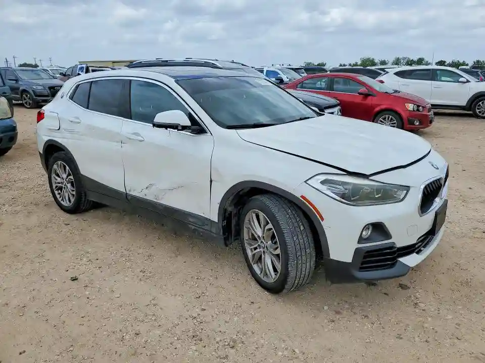 WBXYJ3C39JEJ75605 2018 BMW X2-3