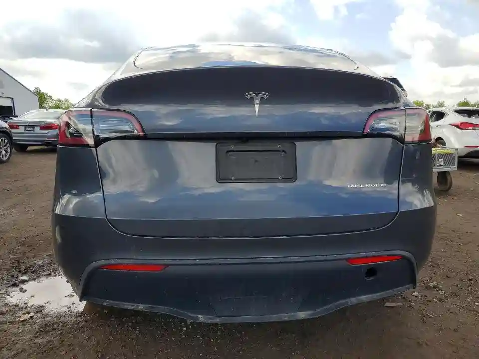 7SAYGDEE3PF843165 2023 TESLA MODEL Y-5