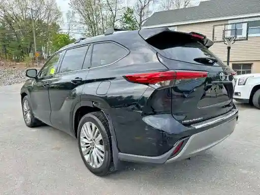 5TDKDRBH8PS035011 2023 TOYOTA HIGHLANDER-1