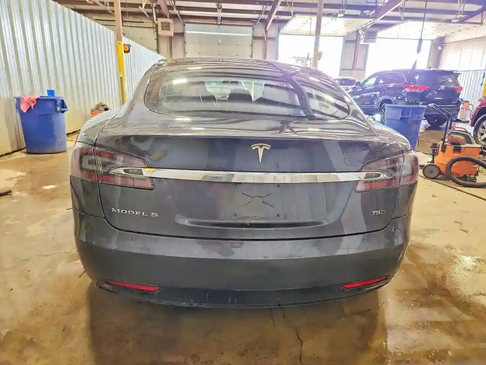 5YJSA1E22GF166893 2016 TESLA MODEL S-5