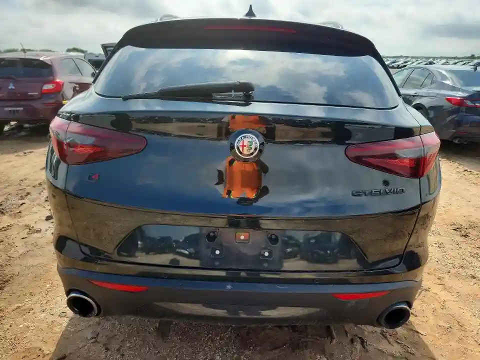 ZASPAKAN0M7D00563 2021 ALFA ROMEO STELVIO-5