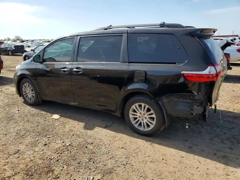 5TDYZ3DC9HS849471 2017 TOYOTA SIENNA-1