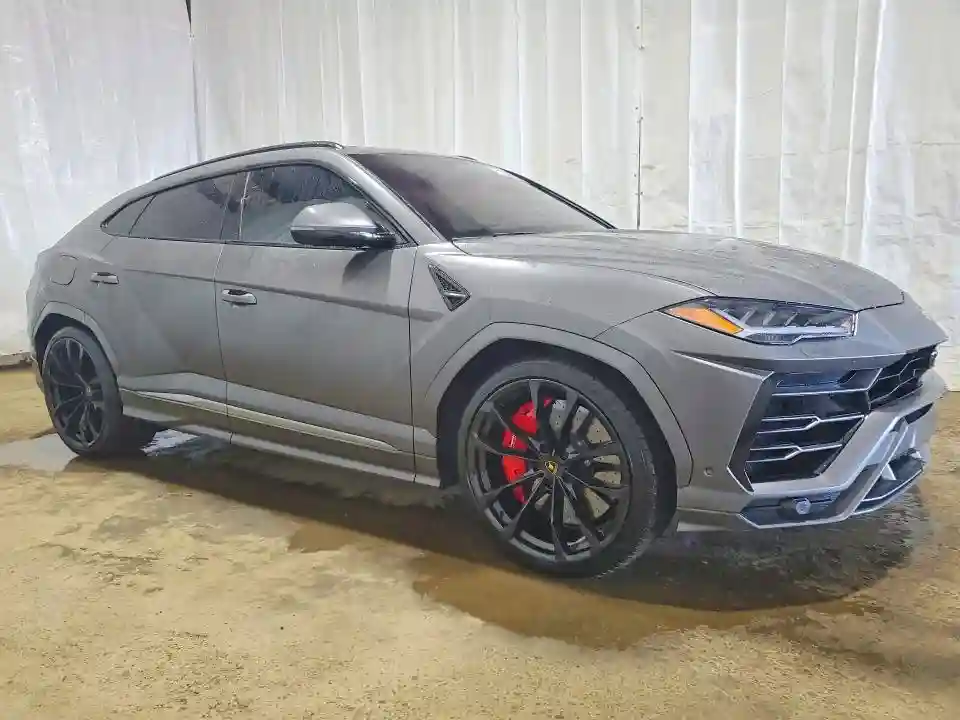ZPBUA1ZL6NLA17160 2022 LAMBORGHINI ALL MODELS-3