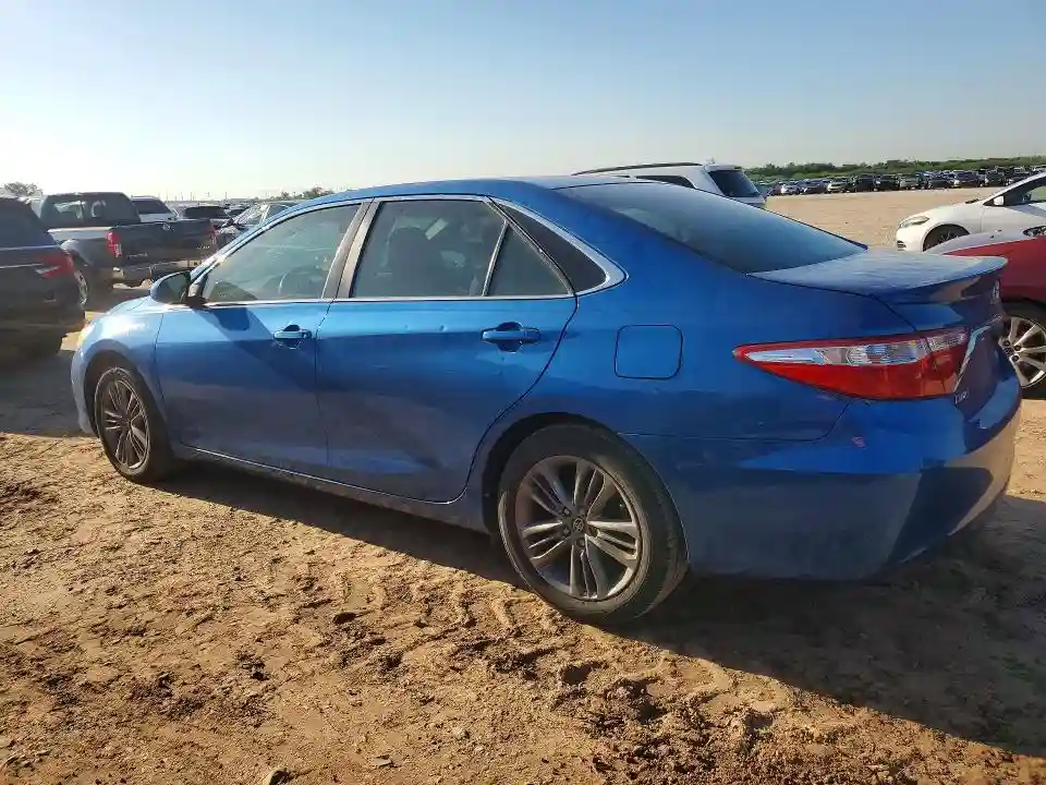 4T1BF1FK3HU622064 2017 TOYOTA CAMRY-1