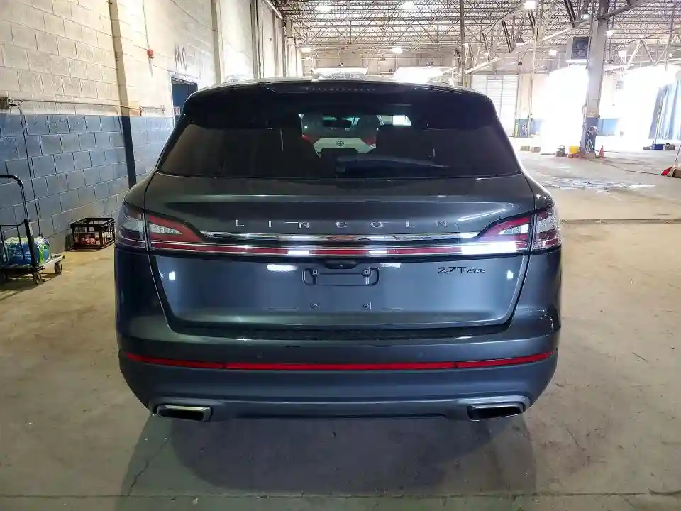 2LMPJ8LP2KBL18352 2019 LINCOLN NAUTILUS-5