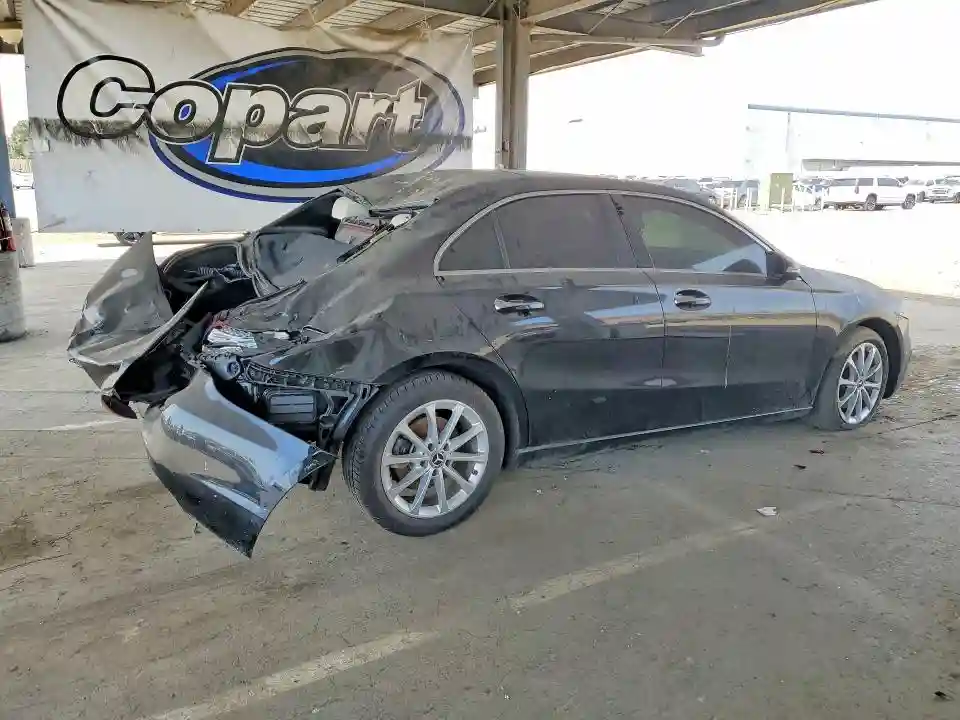 W1K3G4EB5MJ268445 2021 MERCEDES-BENZ A-CLASS-2