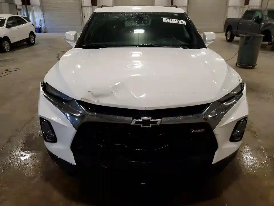 3GNKBJRS9KS685356 2019 CHEVROLET BLAZER-4
