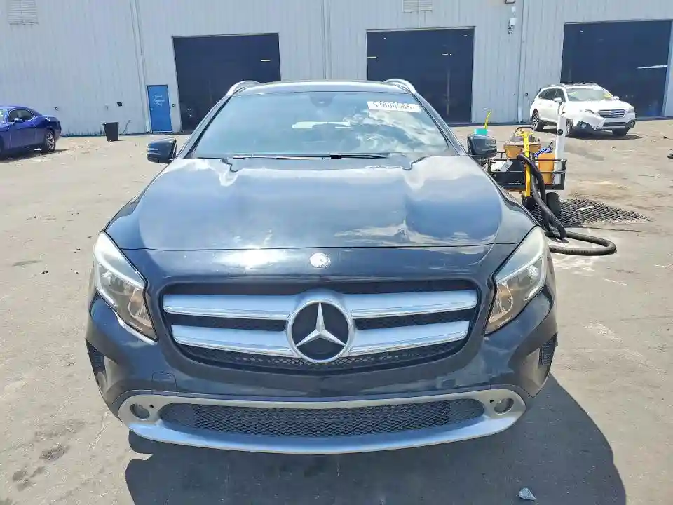 WDCTG4EB3HJ294794 2017 MERCEDES-BENZ GLA-CLASS-4