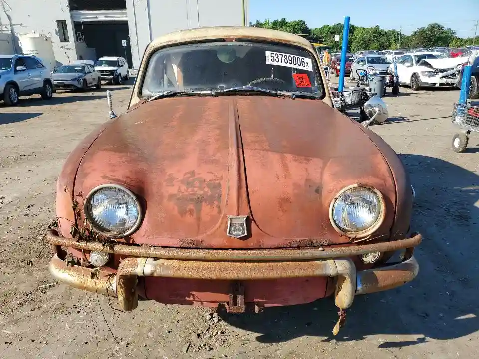 6857106 1962 RENAULT GTA-4