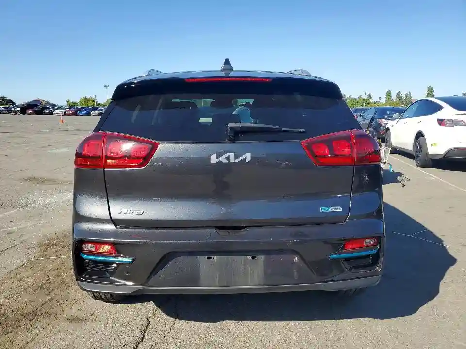 KNDCC3LG7N5116935 2022 KIA NIRO-5