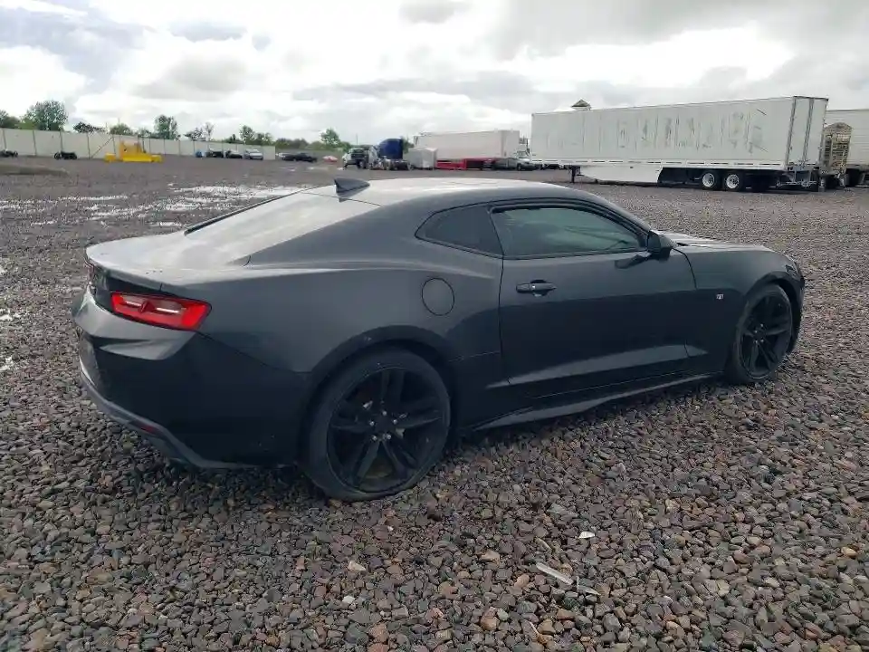 1G1FF1R70J0137450 2018 CHEVROLET CAMARO-2