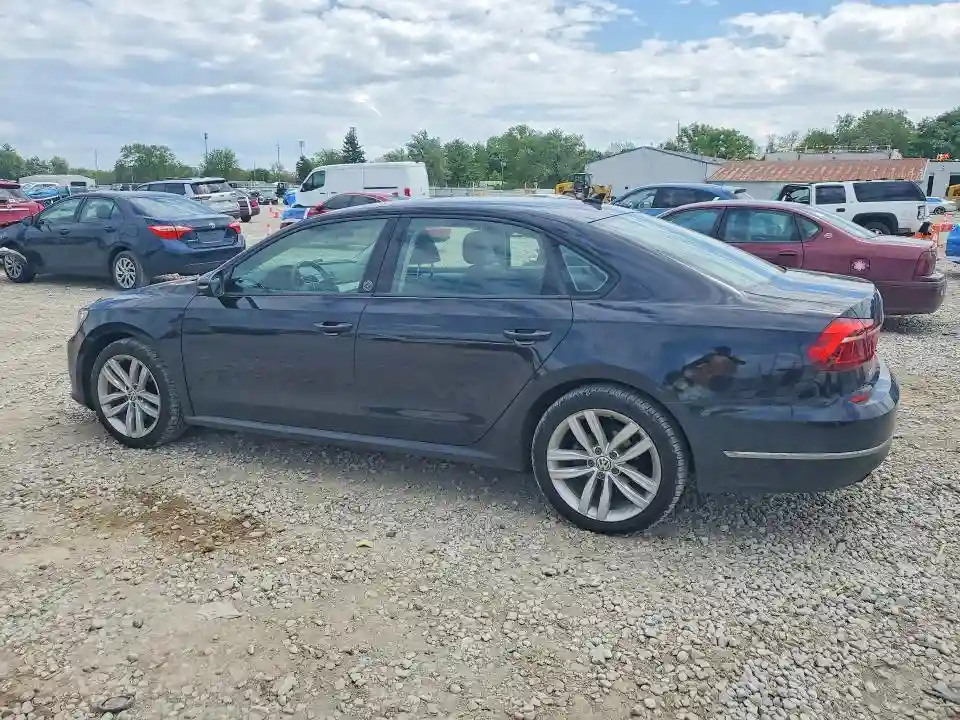 1VWLA7A38KC006543 2019 VOLKSWAGEN PASSAT-1