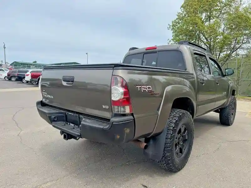 3TMLU4EN8BM060850 2011 TOYOTA TACOMA-3