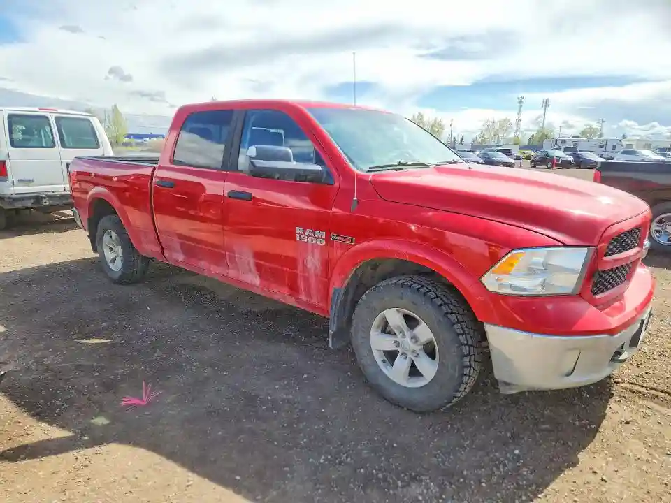 1C6RR7TM6FS558945 2015 RAM 1500-3