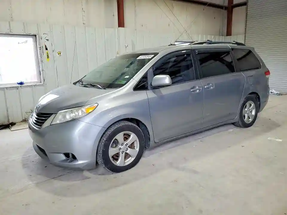 5TDKK3DC5DS333239 2013 TOYOTA SIENNA-0