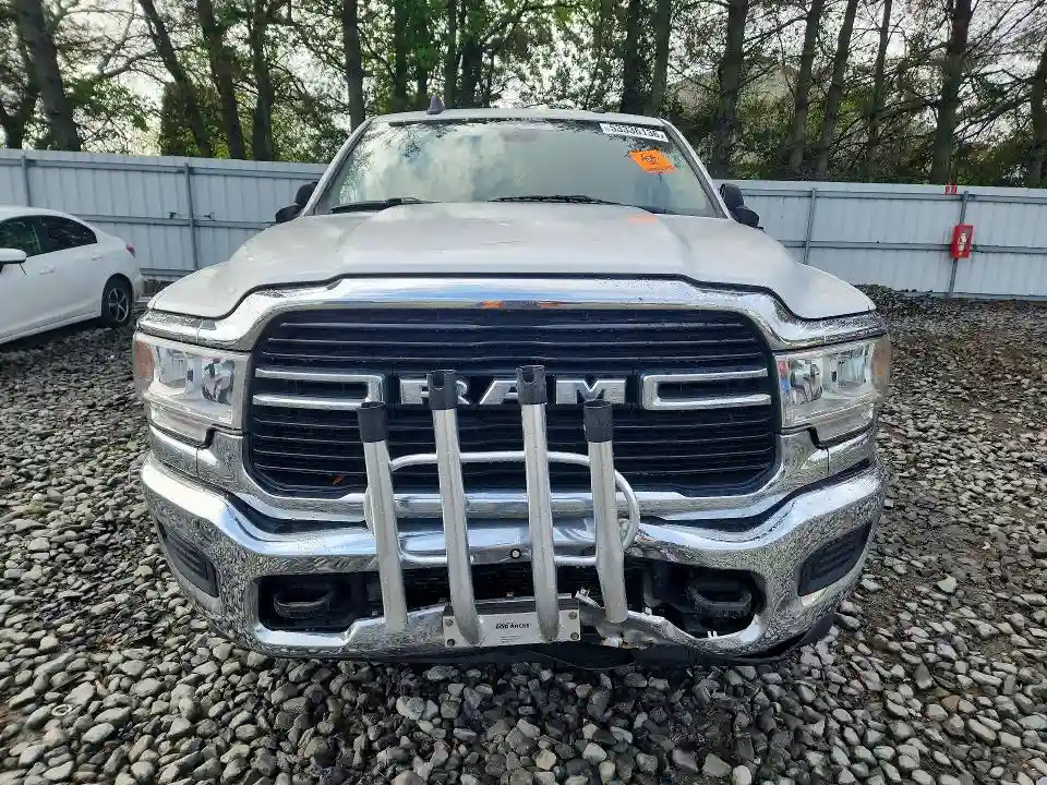 3C6UR5JL6KG519234 2019 RAM 2500-4
