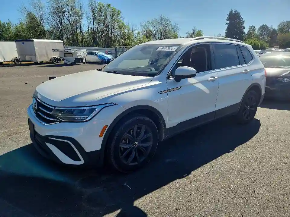 3VV2B7AX2PM061575 2023 VOLKSWAGEN TIGUAN-0