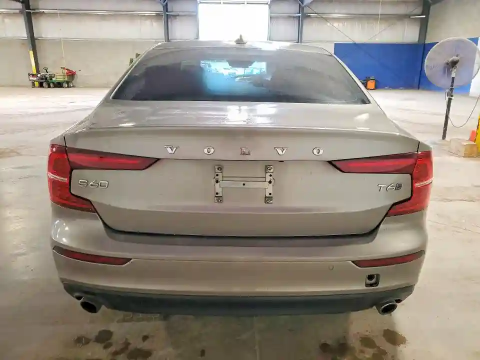 7JRA22TK9KG003143 2019 VOLVO S60-5
