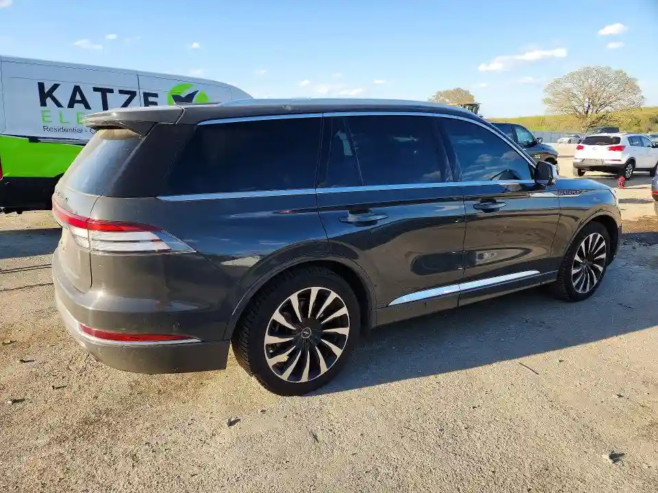 5LMYJ9YY4LGL25382 2020 LINCOLN AVIATOR-2