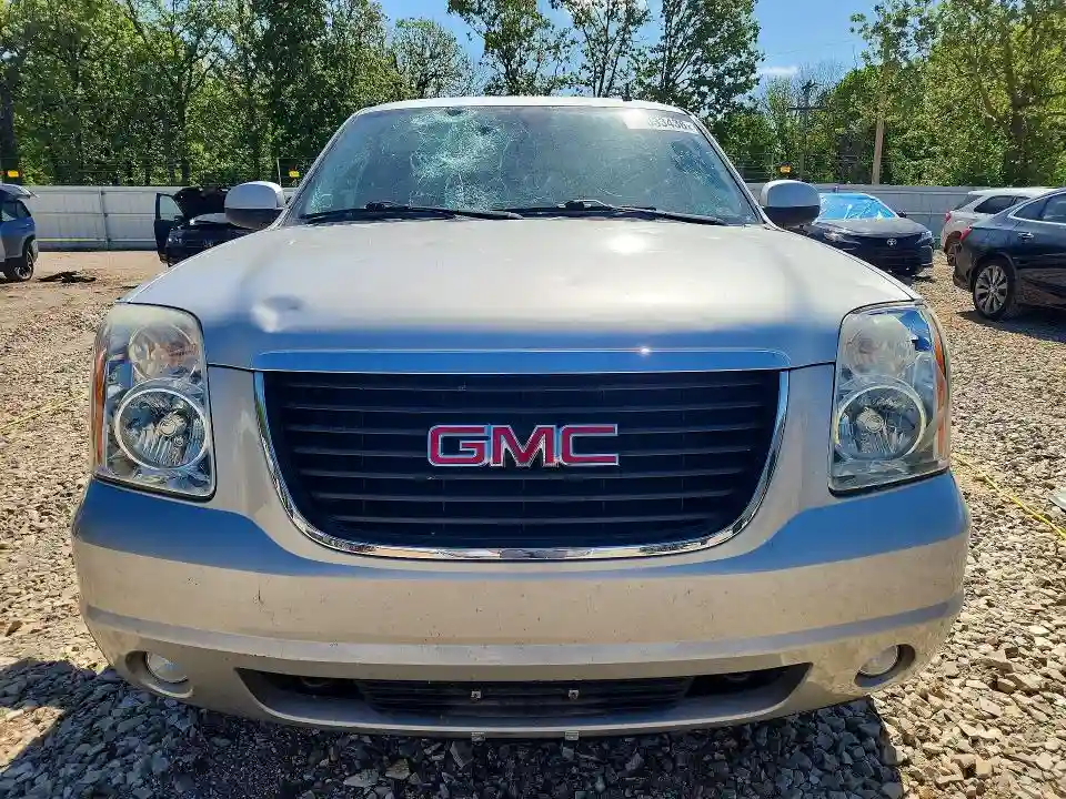 1GKS2CE01BR167905 2011 GMC YUKON-4
