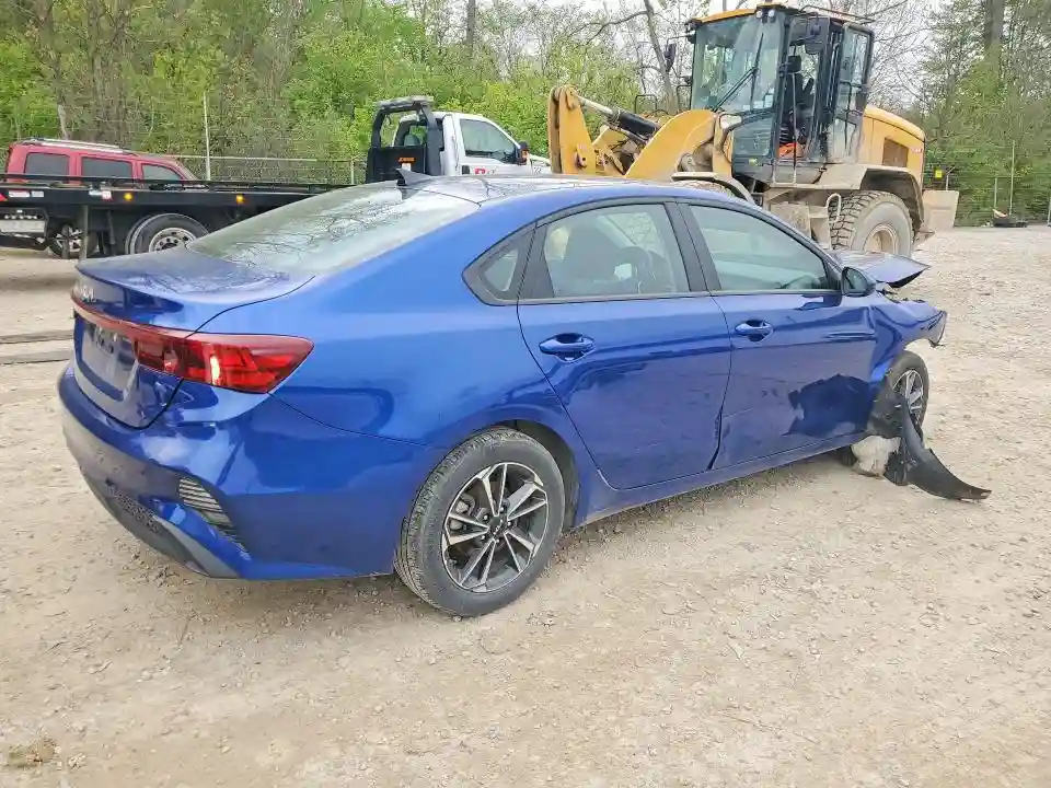 3KPF24AD4RE740930 2024 KIA FORTE LXS-2