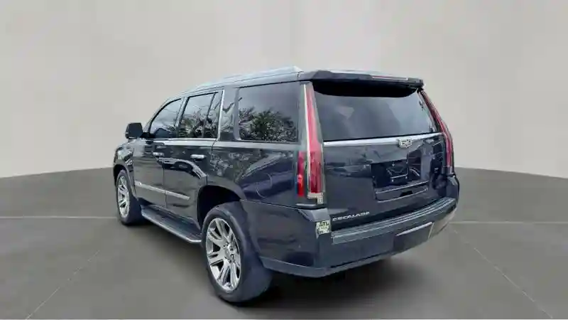 1GYS4BKJ4KR364476 2019 CADILLAC ESCALADE-2