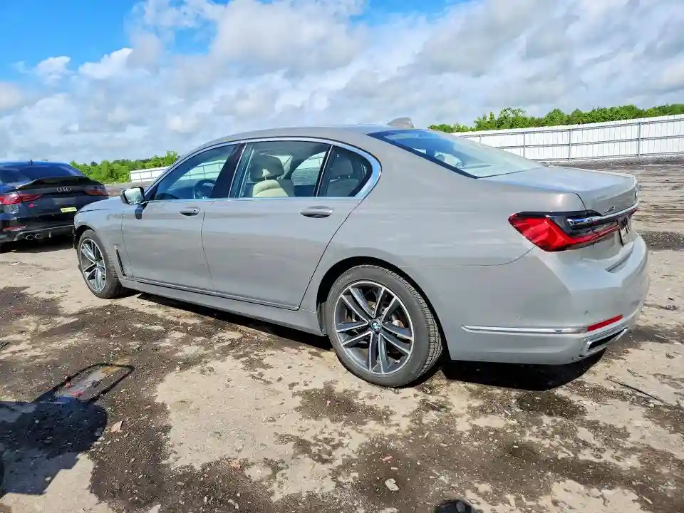 WBA7U2C07LGJ59956 2020 BMW 7 SERIES-1