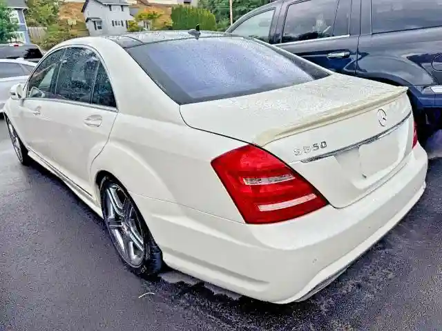 WDDNG7BB2BA387601 2011 MERCEDES-BENZ S-CLASS-2