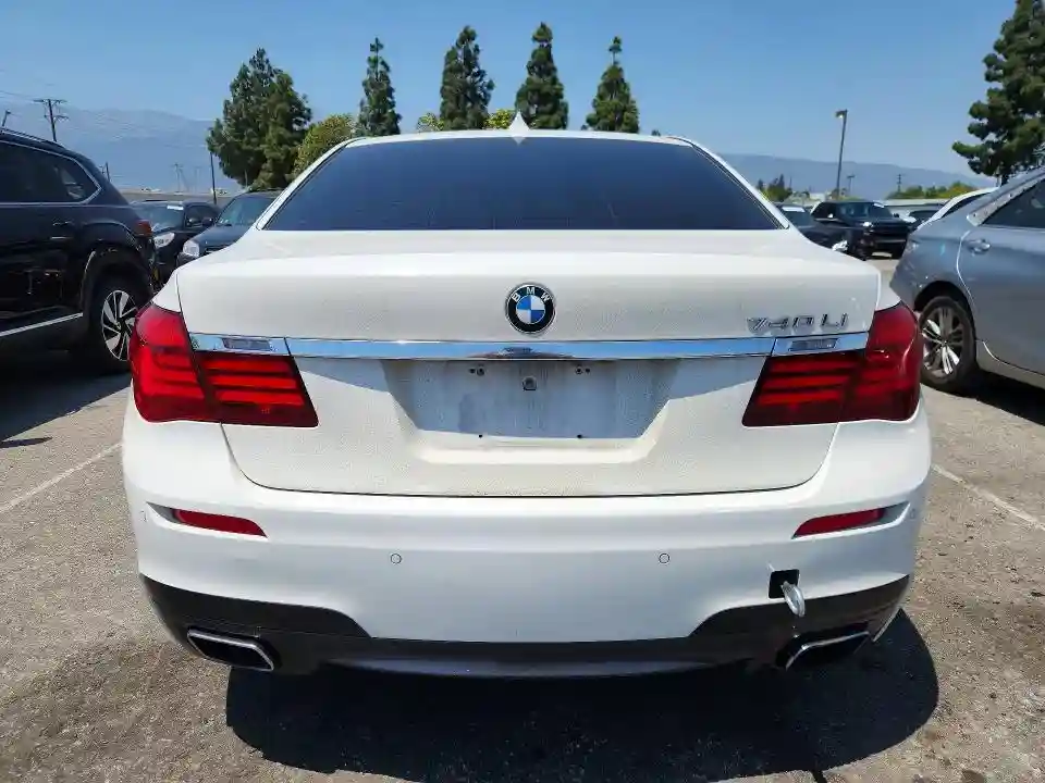 WBAYF4C56DD127525 2013 BMW 7 SERIES-5