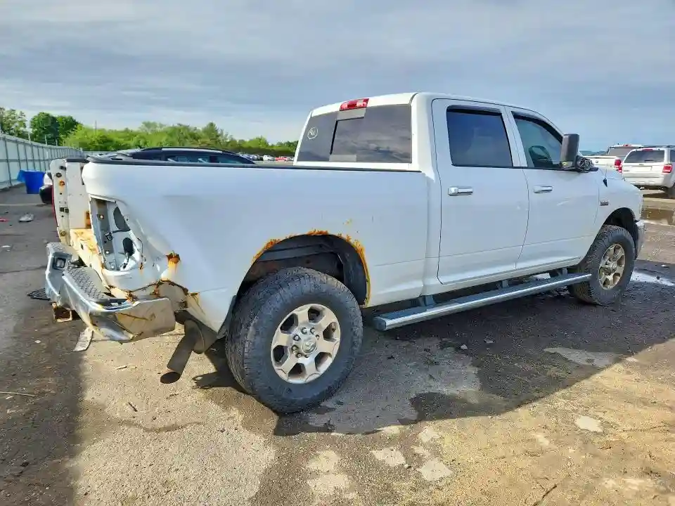 3C63R3DJ8GG226663 2016 RAM 3500-2