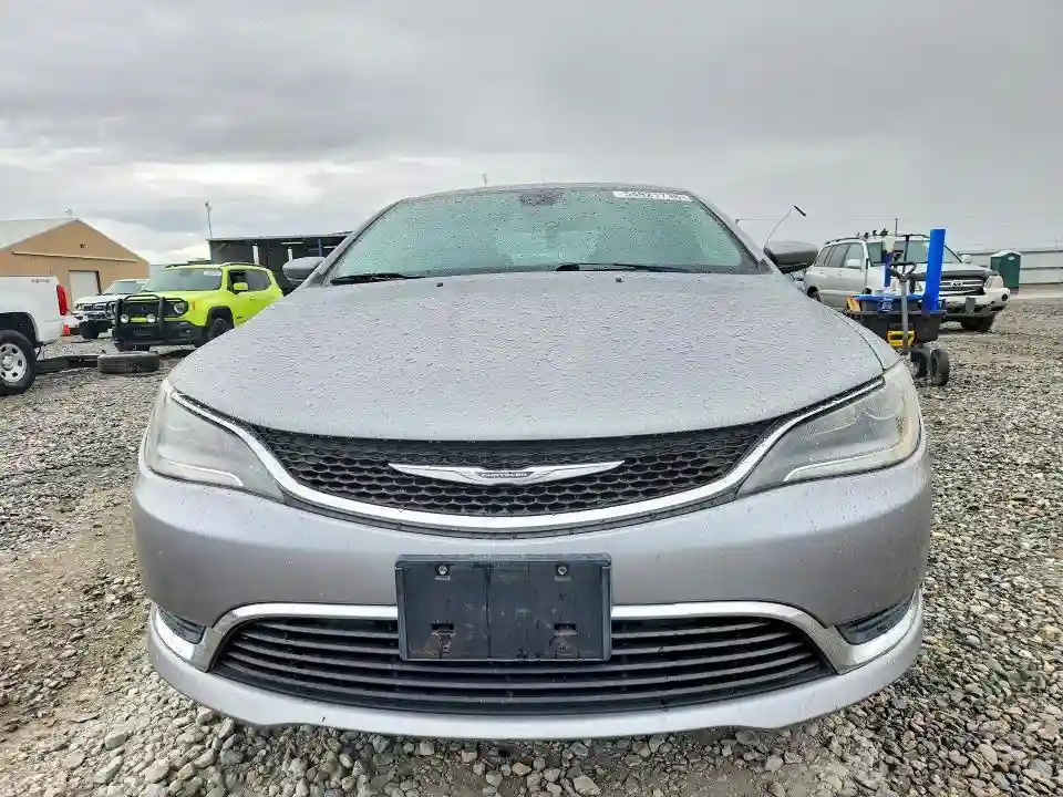 1C3CCCAB0FN742209 2015 CHRYSLER 200-4