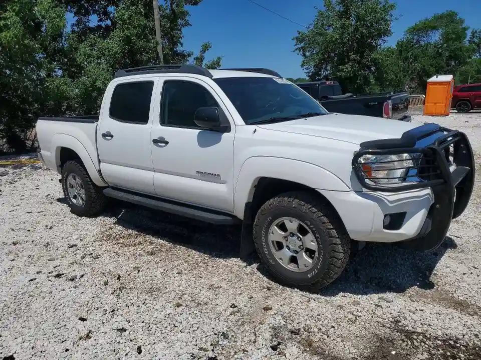3TMLU4EN0EM138378 2014 TOYOTA TACOMA-3