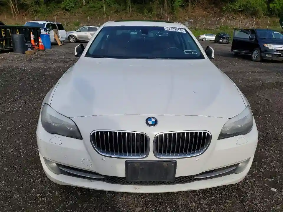 WBAXH5C56DD114317 2013 BMW 5 SERIES-4