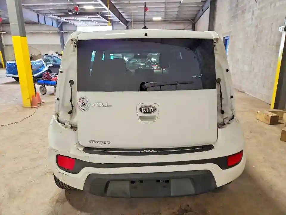 KNDJT2A54C7434984 2012 KIA SOUL-5