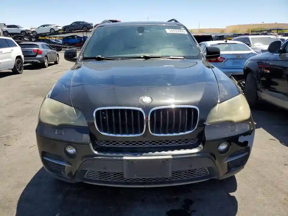 5UXZV4C52CL745826 2012 BMW X5-4