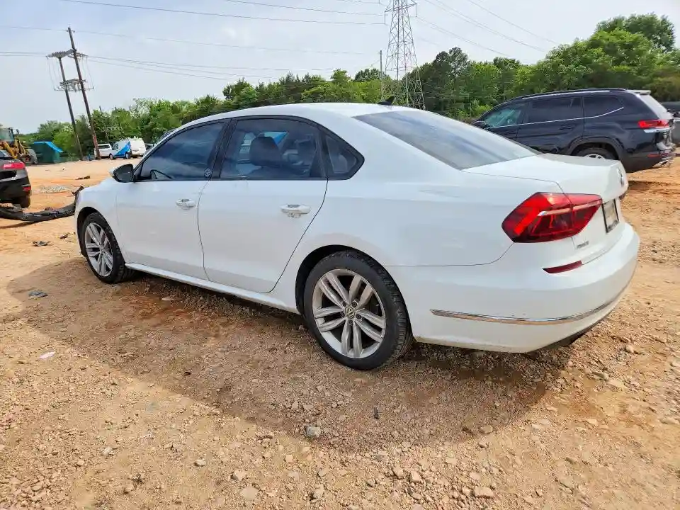 1VWLA7A32KC012029 2019 VOLKSWAGEN PASSAT-1