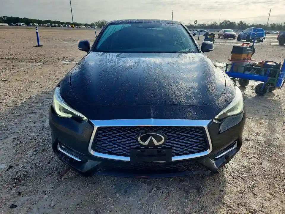 JN1EV7EK5KM231369 2019 INFINITI Q60-4