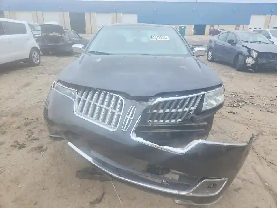3LNHL2GC5AR641311 2010 LINCOLN MKZ-4